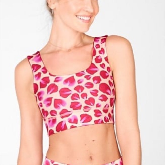 Fabletics Other - Fabletics Harlow Reversible Medium Impact Red Rose Petal Sports Bra